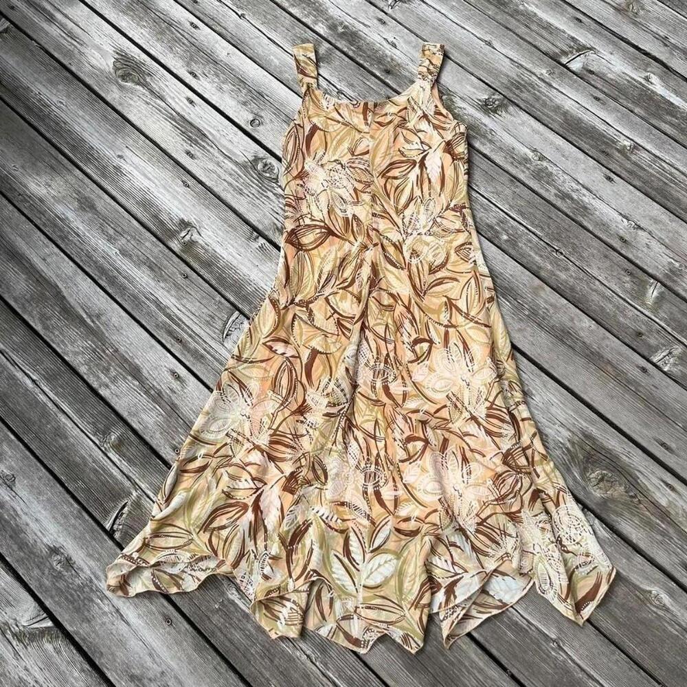 Dressbarn floral design midi dress with flowy ruffle detail on bottom